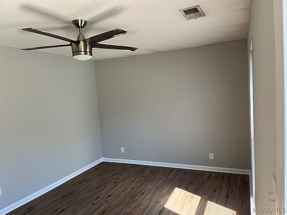 5th image of 6459 Pinebrook Dr