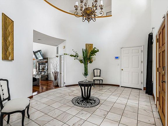 4th image of 6445 Vineyard Estates Dr