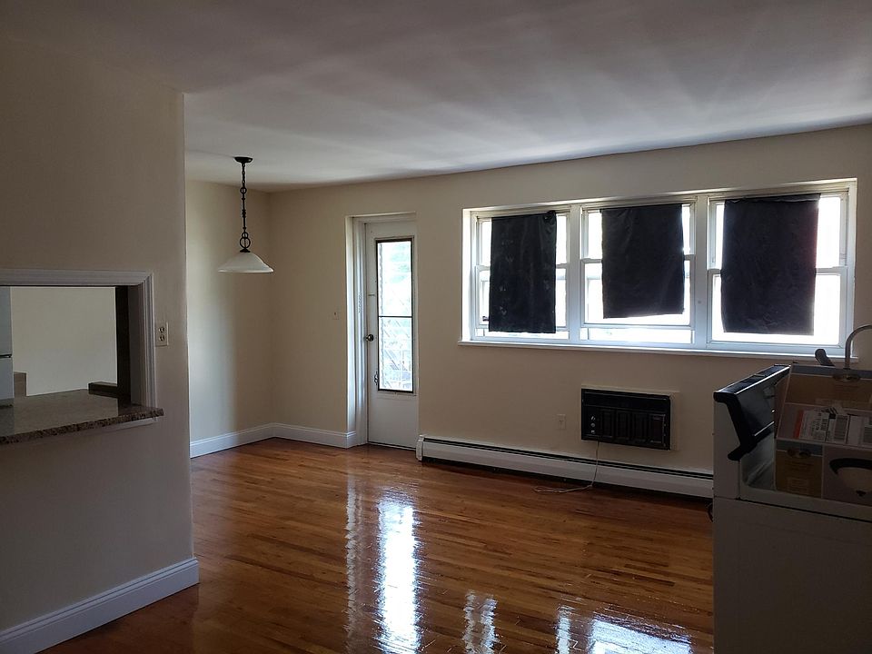1st image of 43 Cottage St APT 3A