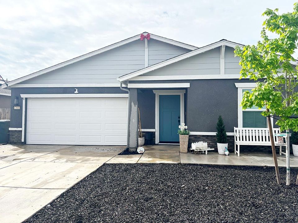 1st image of 12080 Kadota Ave