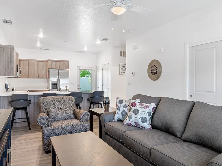 Movado Village — Photo 37