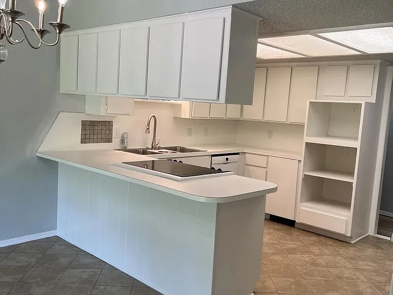 7215 Driftwood Dr — Photo 5