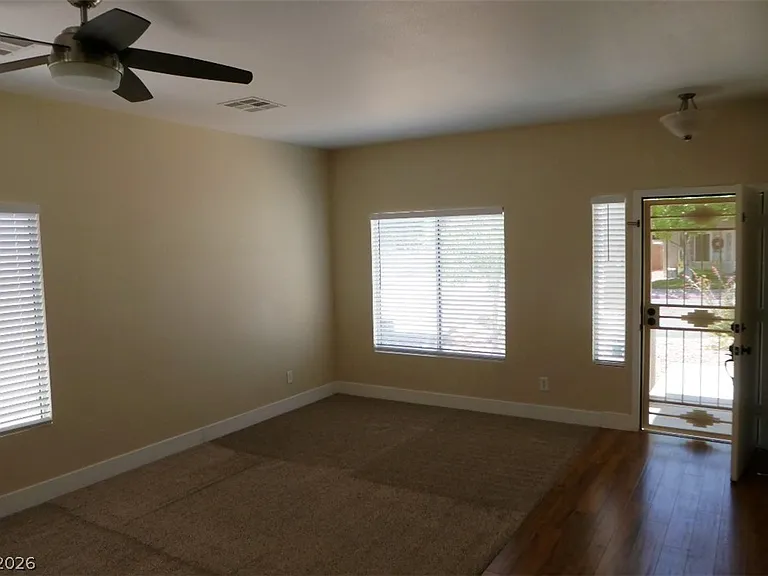 6038 Blue Autumn St — Photo 3