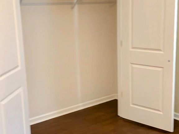 5th image of 1624 16th Ave S APT 100