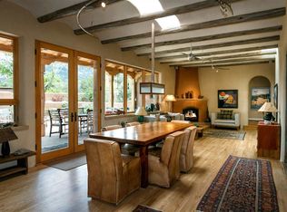 817 E Zia Rd, Santa Fe, NM 87505