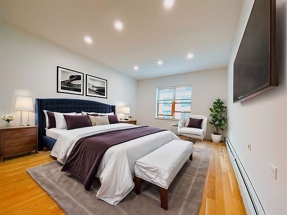 5th image of 234 E 3rd St #2E