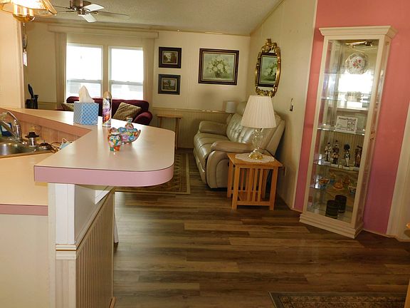 4th image of 9598 Cypress Lakes Dr