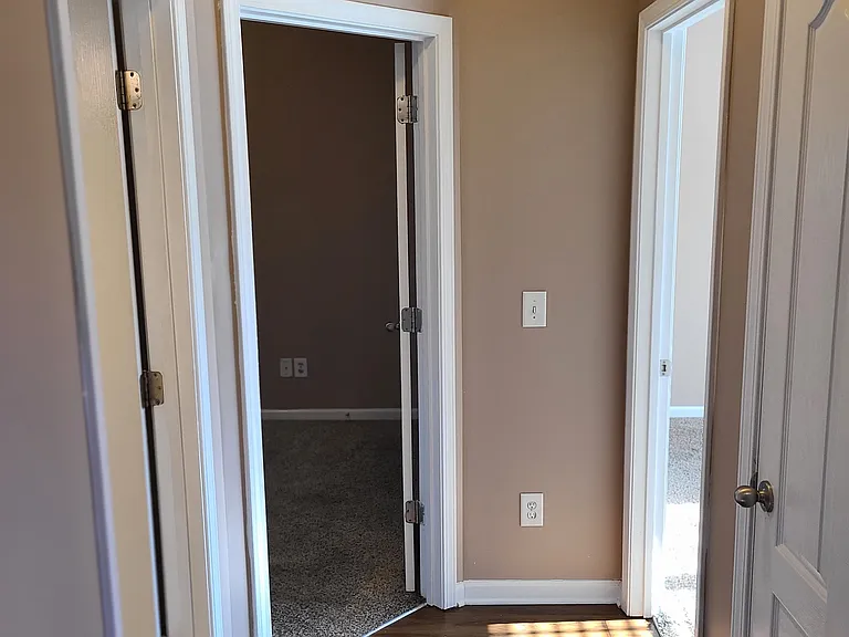 6835 Bone Creek Dr — Photo 17