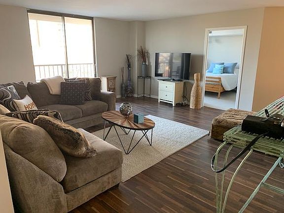 4th image of 7420 Westlake Ter APT 409