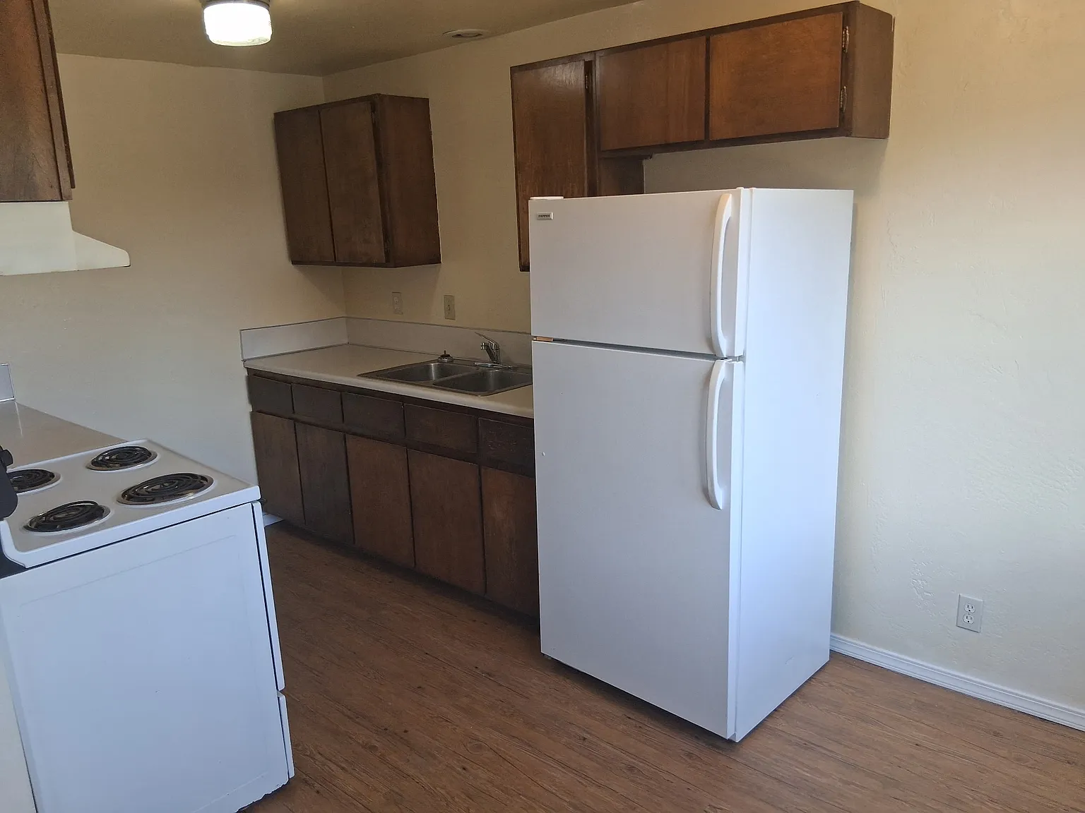 2 bed, 750 sqft, $1,110 — Photo 1