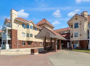 1818 W Simcoe Blvd SW #1114, Calgary, AB T3H3L9