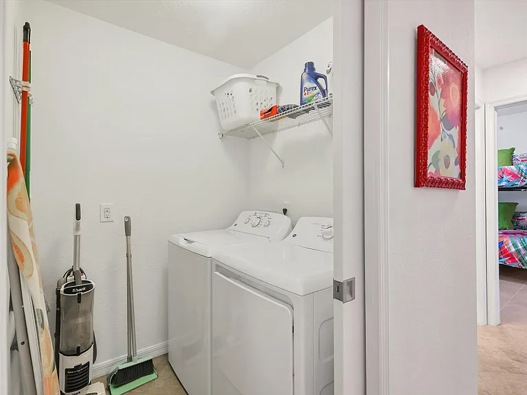 5558 Palmer Cir #101 — Photo 22