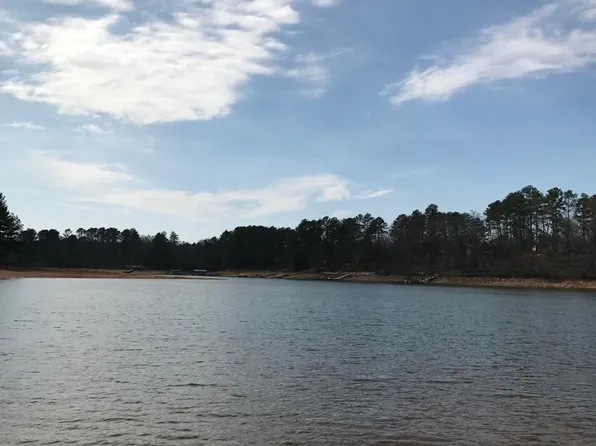 85 Rowland Rd, Hartwell, GA 30643