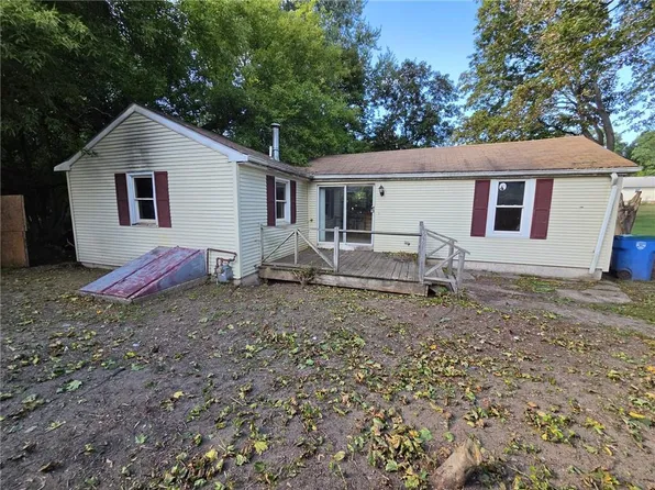 453 Front St, Lincoln, RI 02865