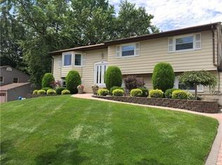 14 University Rd, East Brunswick, NJ 08816