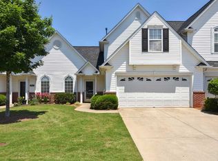 31 Cedar Rock Dr, Greer, SC 29650