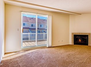 3079 25th St NW APT E, Rochester, MN 55901