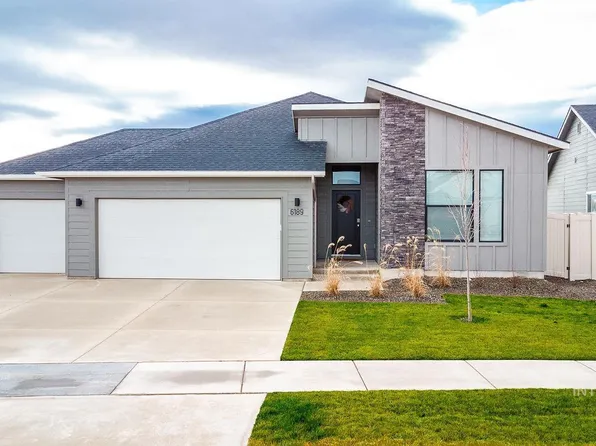 6189 W Karpathos St, Meridian, ID 83646