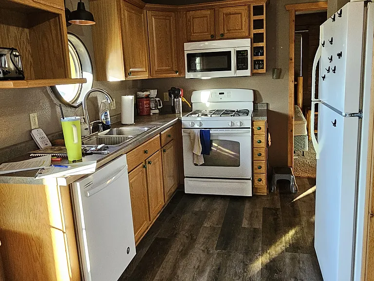 424 Overlook Ct — Photo 9