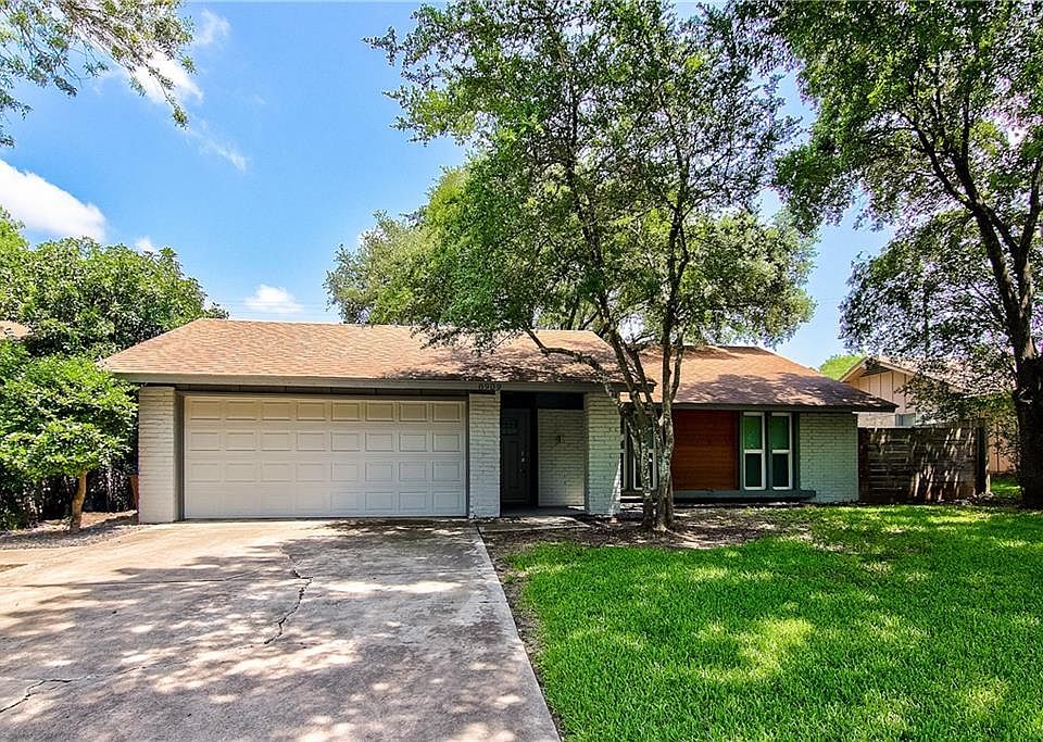 1st image of 8909 Briardale Dr