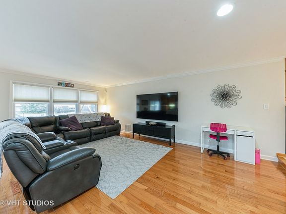 5th image of 430 Allonby Dr
