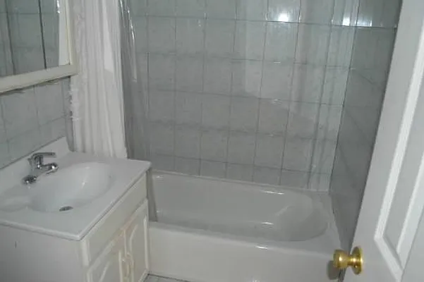 Rented by Dream Space Realty | media 38