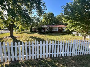 2720 Priest Lake Dr, Nashville, TN 37217