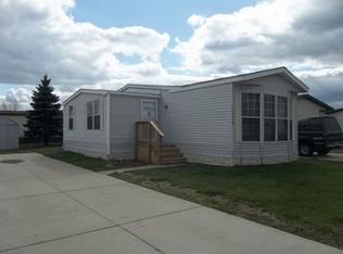 14546 Berkshire Dr N, Shelby Township, MI 48315