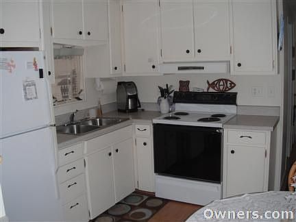 3rd image of 1800 Englewood Rd Lot 143