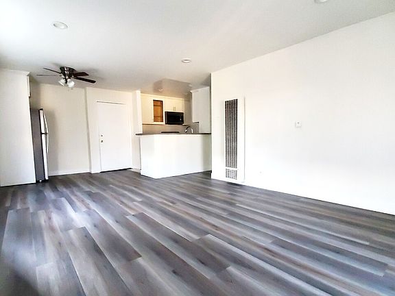 4th image of 441 N Virgil Ave #1