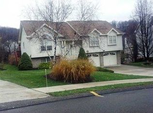 336 Warrick Dr, Seven Fields, PA 16046