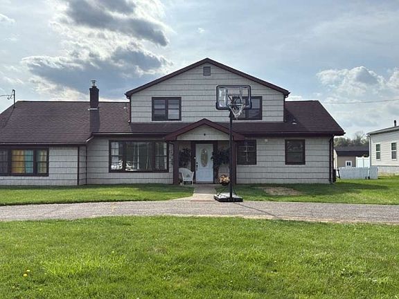 2nd image of 1777 Springtown Rd