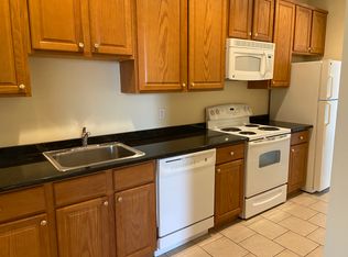 1010 6th St APT 12, Catasauqua, PA
