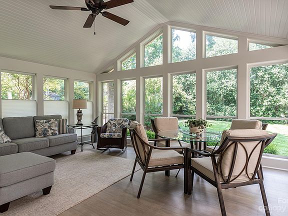 5th image of 161 Prestwood Ln