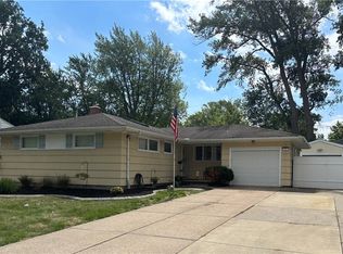 65 Sweet Briar Rd, Tonawanda, NY 14150