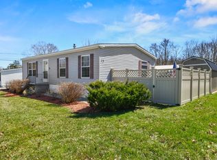 15 A St, Seabrook, NH 03874