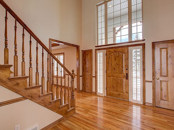3rd image of 737 N Freeze Creek Cir