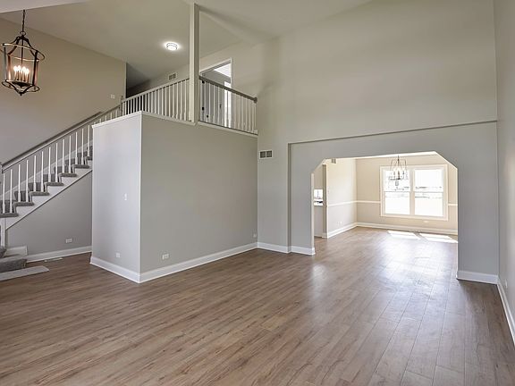 4th image of 22834 Millard Ave