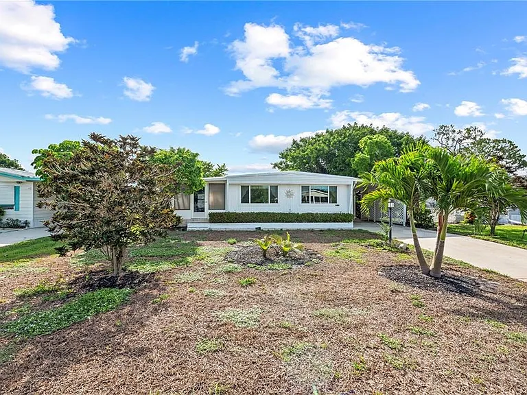 40 Le Mans Dr — Photo 18