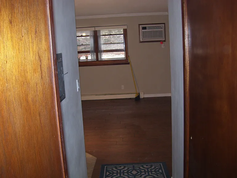 659 17th St #12 — Photo 4