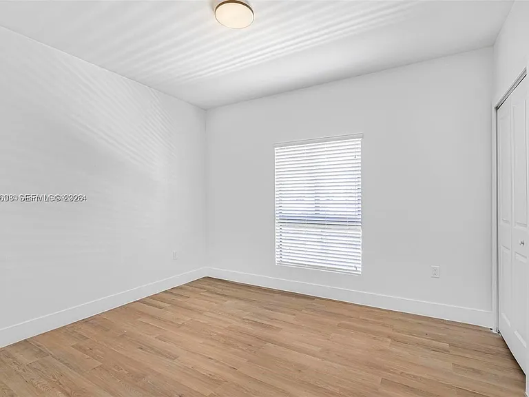 16955 SW 100th Ave #1 — Photo 8