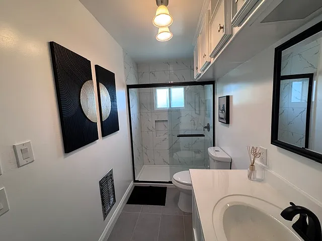 8501 S 5th Ave #1/2 — Photo 18