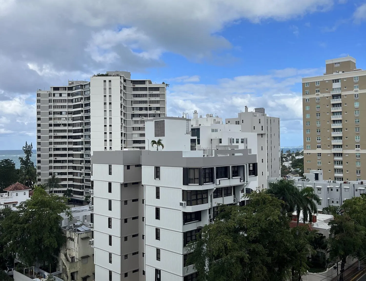 Condado Real (Condominio) — Photo 4
