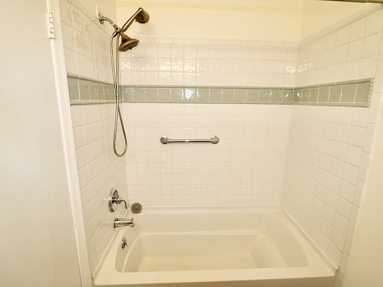 8501 Buckeye Ct — Photo 29