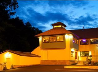 30 Padanaram Rd, Danbury, CT 06811