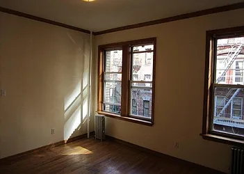 Rented by Manhattist