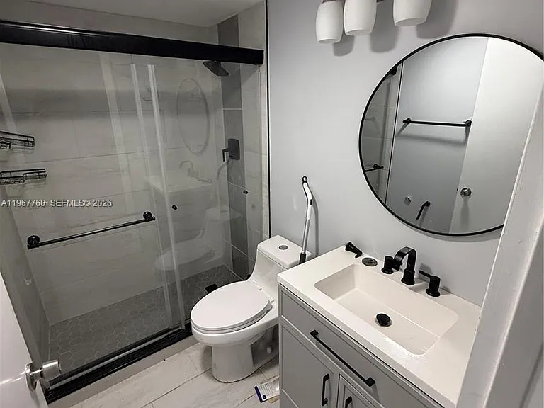 4067 Ainslie #4067-D — Photo 21
