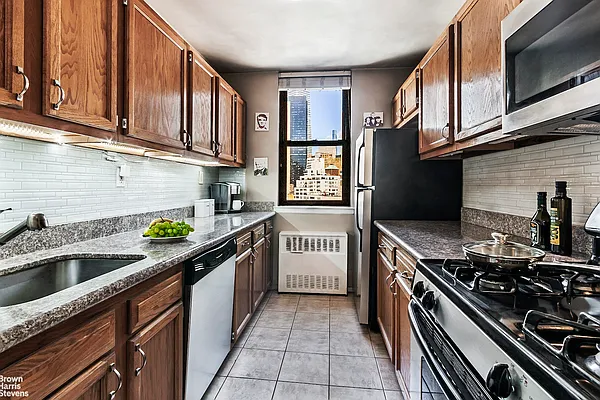 Sold by Brown Harris Stevens | media 5