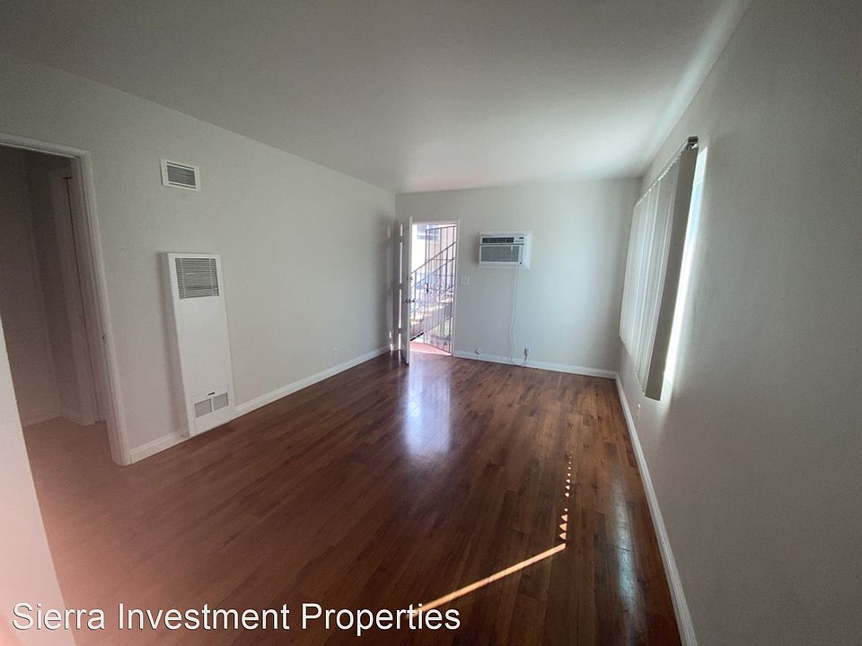 1st image of 2337 Montrose Ave APT B