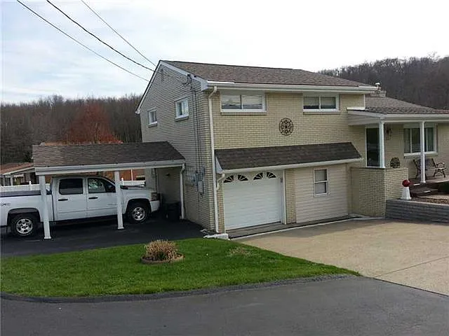 201 Orr Ave photo 1
